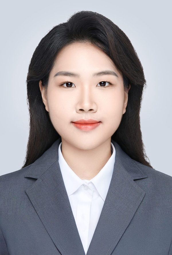 Yushi Guo